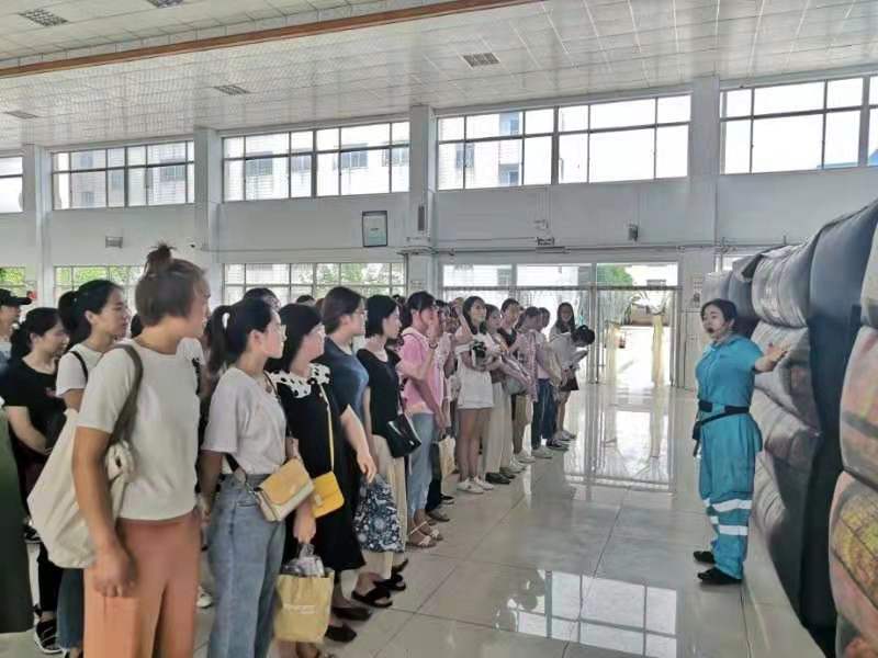 ���F��������