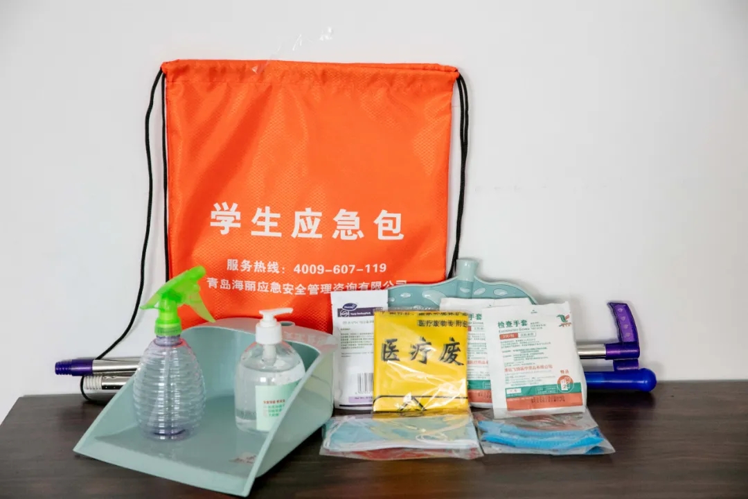 �W��������